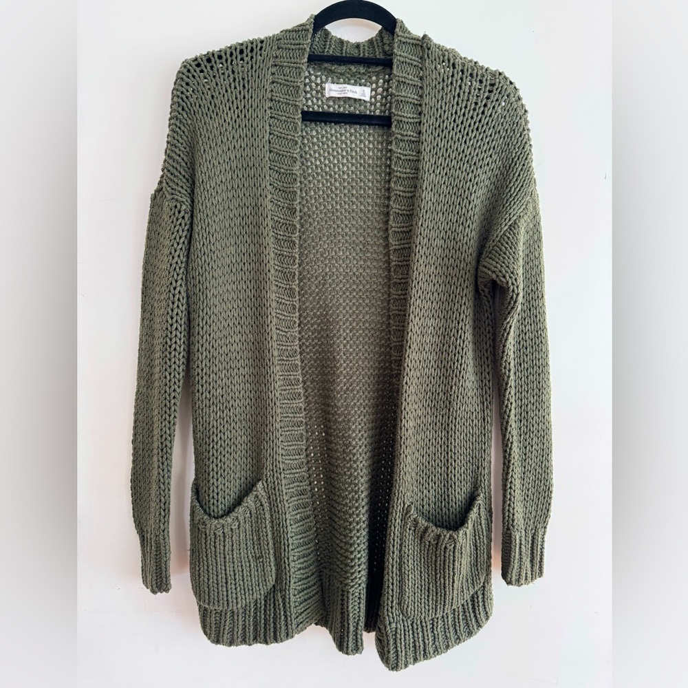 Abercrombie and Fitch Knit Cardigan